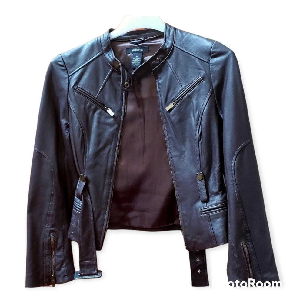 Brown leather coat/jacket